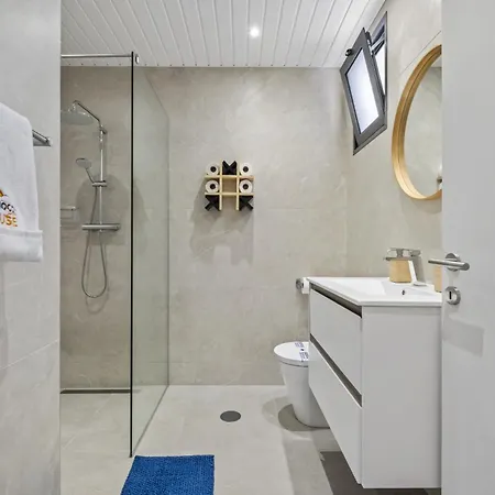 Orinoco Sunset House Ii - Private Pool & Garden Apartman *