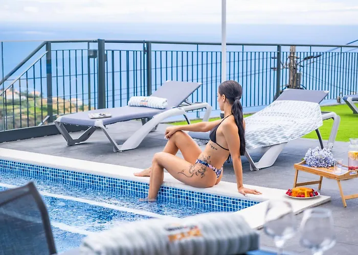 Orinoco Sunset House Ii - Private Pool & Garden Διαμέρισμα *