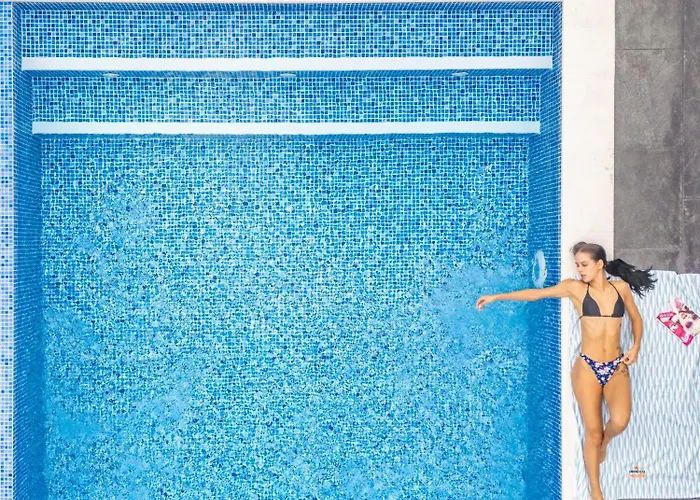 Orinoco Sunset House Ii - Private Pool & Garden *