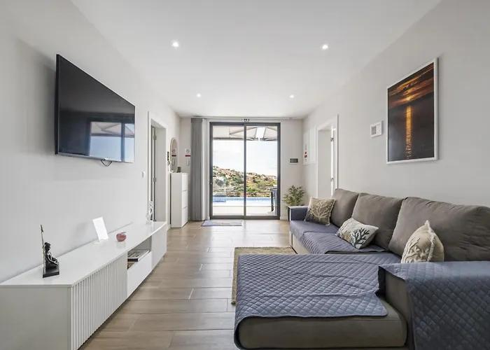 Orinoco Sunset House Ii - Private Pool & Garden *